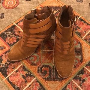 Dolce Vita Booties